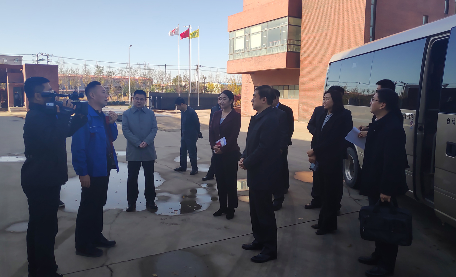 1540540793211946.jpg 1540540793211946.jpg